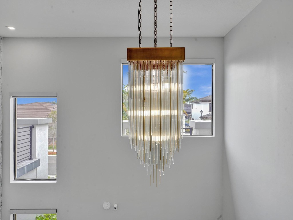 10495 S Lago Vista Circle