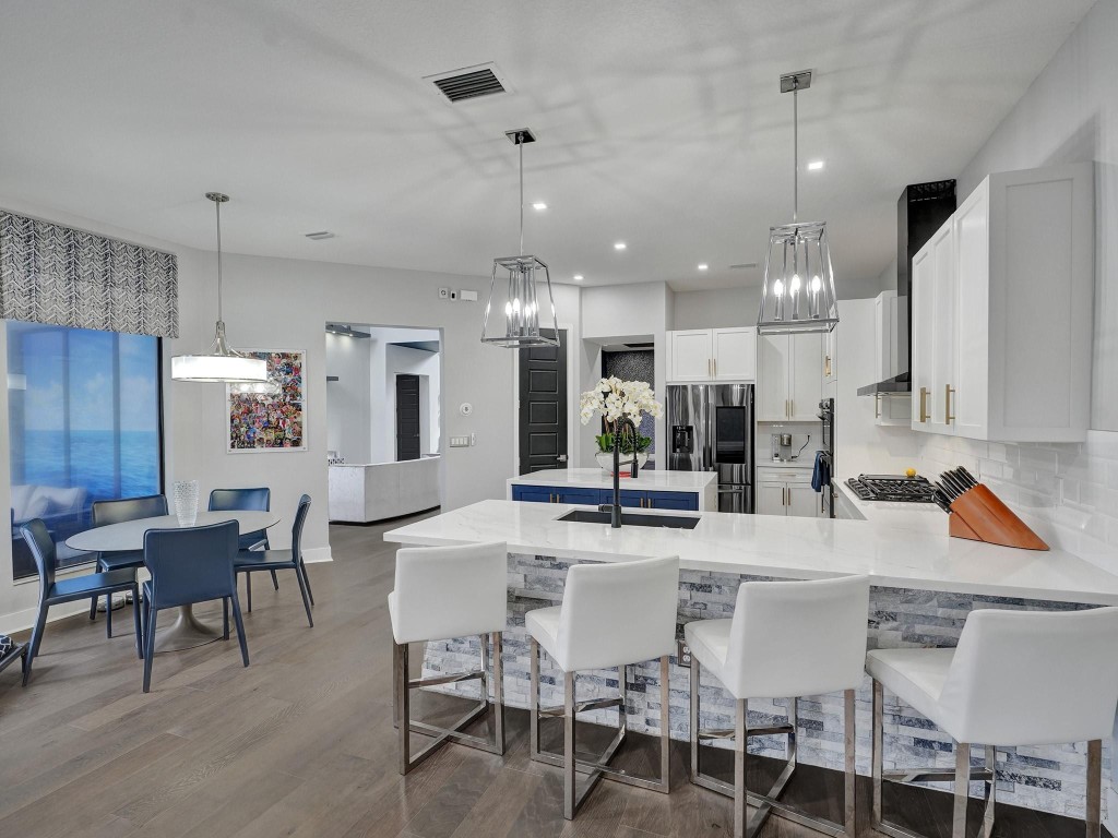 10495 S Lago Vista Circle