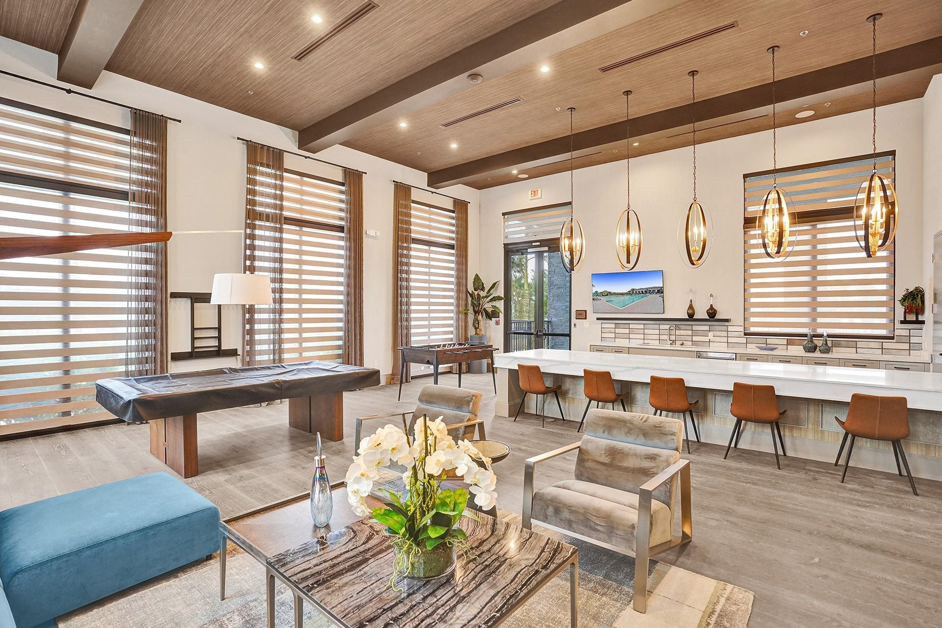 10495 S Lago Vista Circle