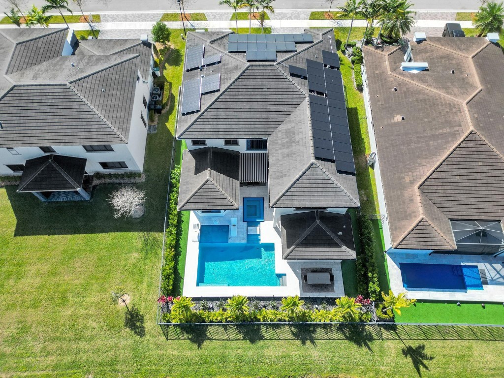 10495 S Lago Vista Circle