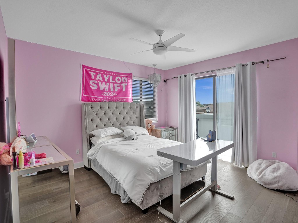 10495 S Lago Vista Circle