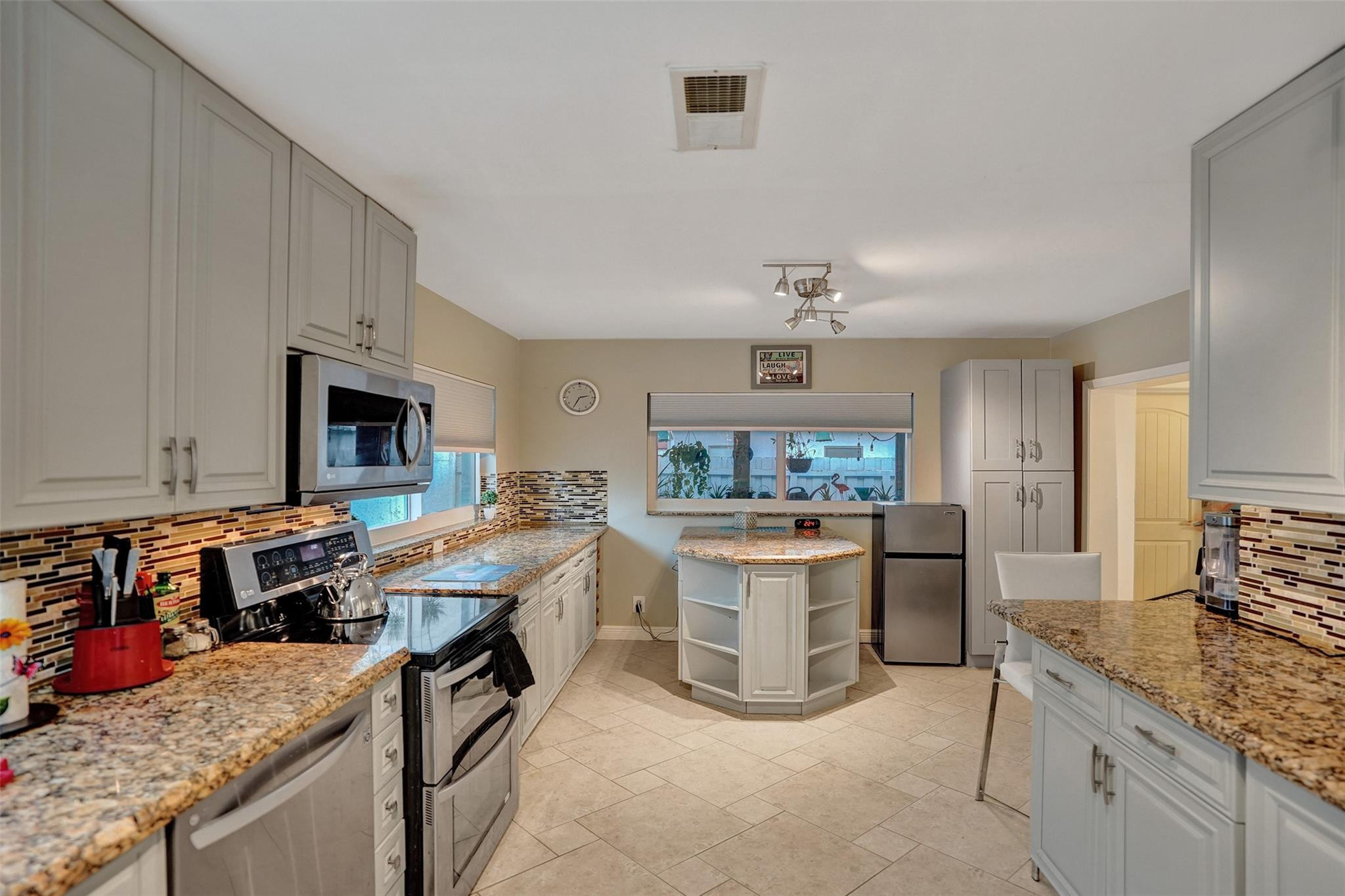 8803 SW 11th Street