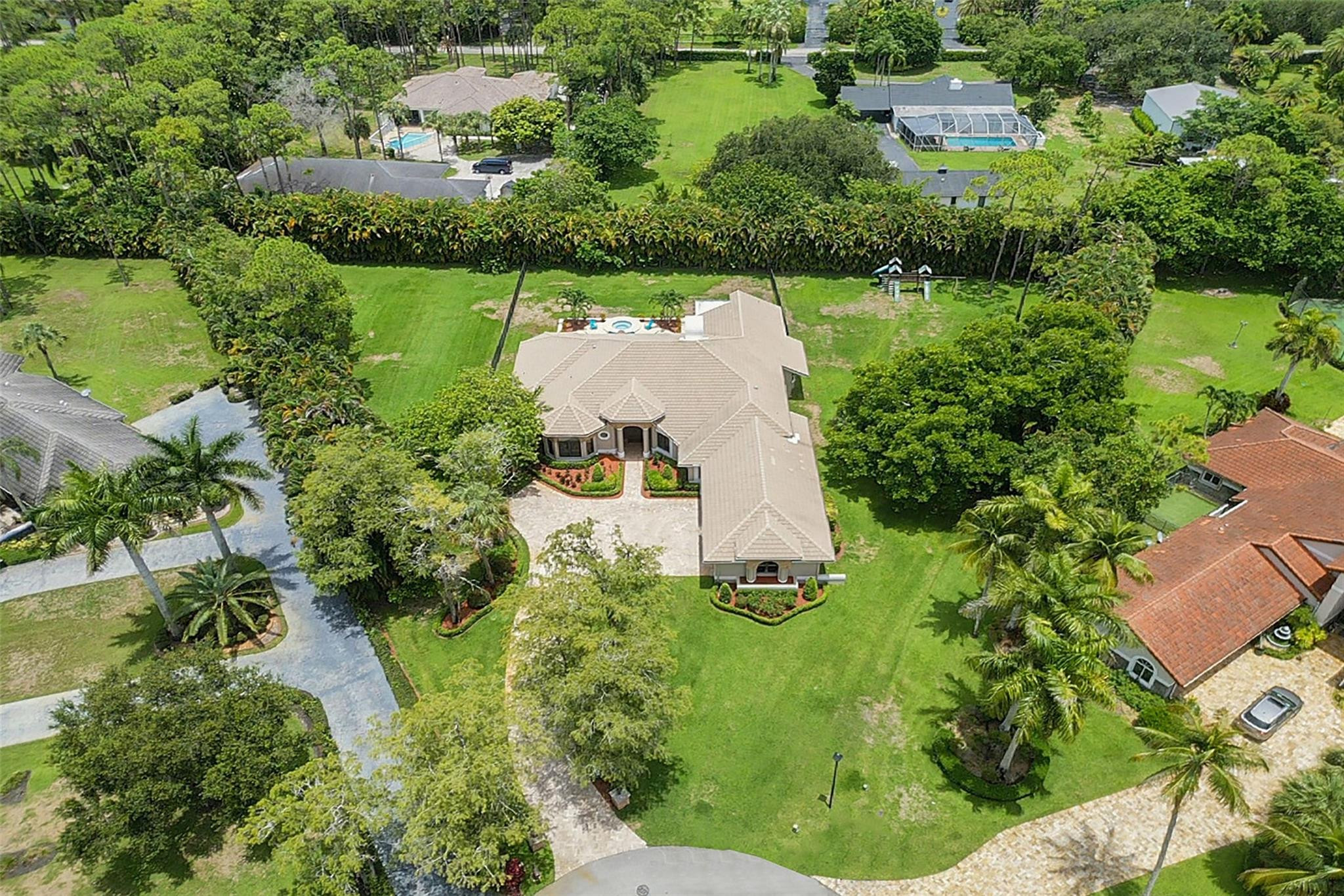 7520 NW 50th Court