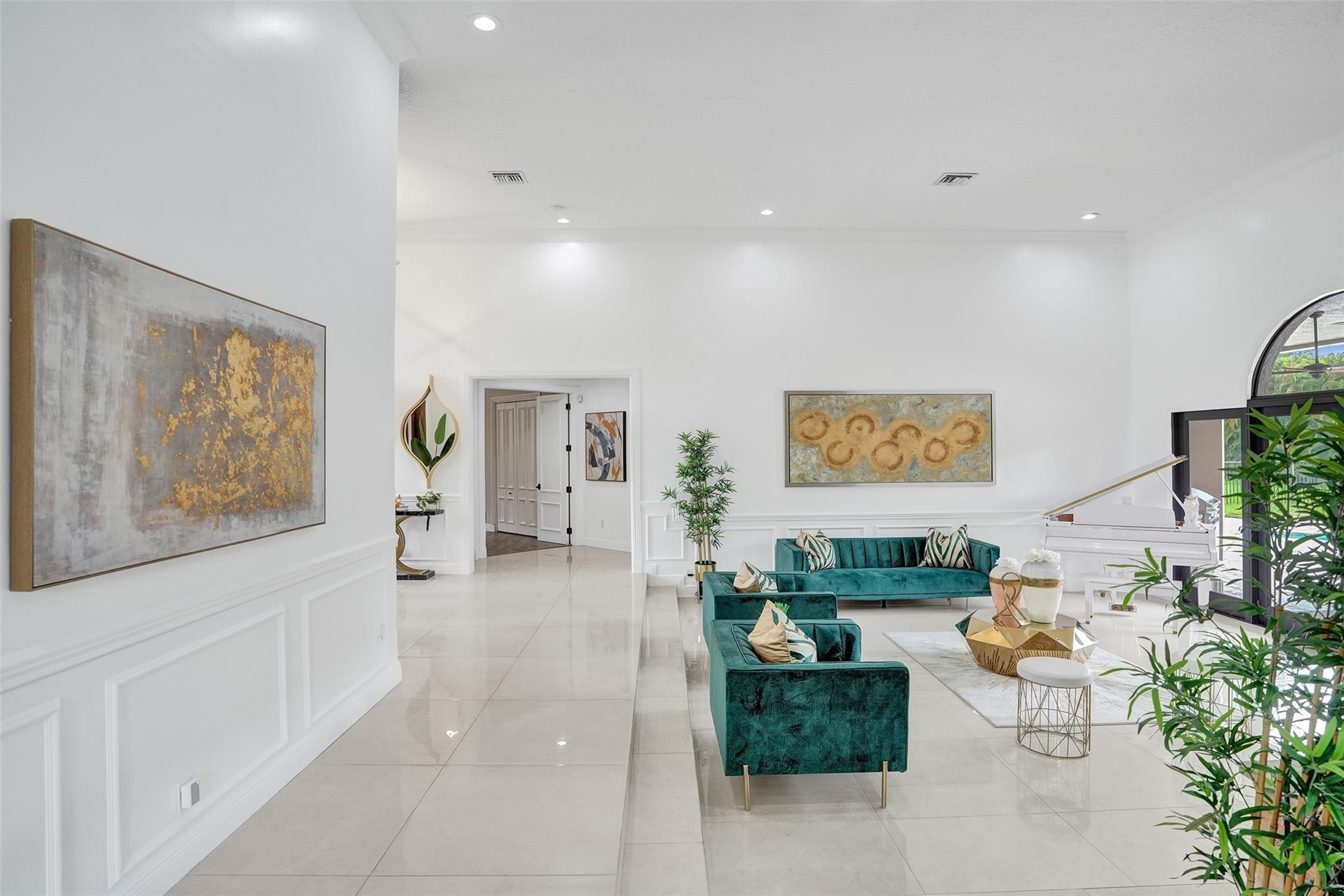 7520 NW 50th Court