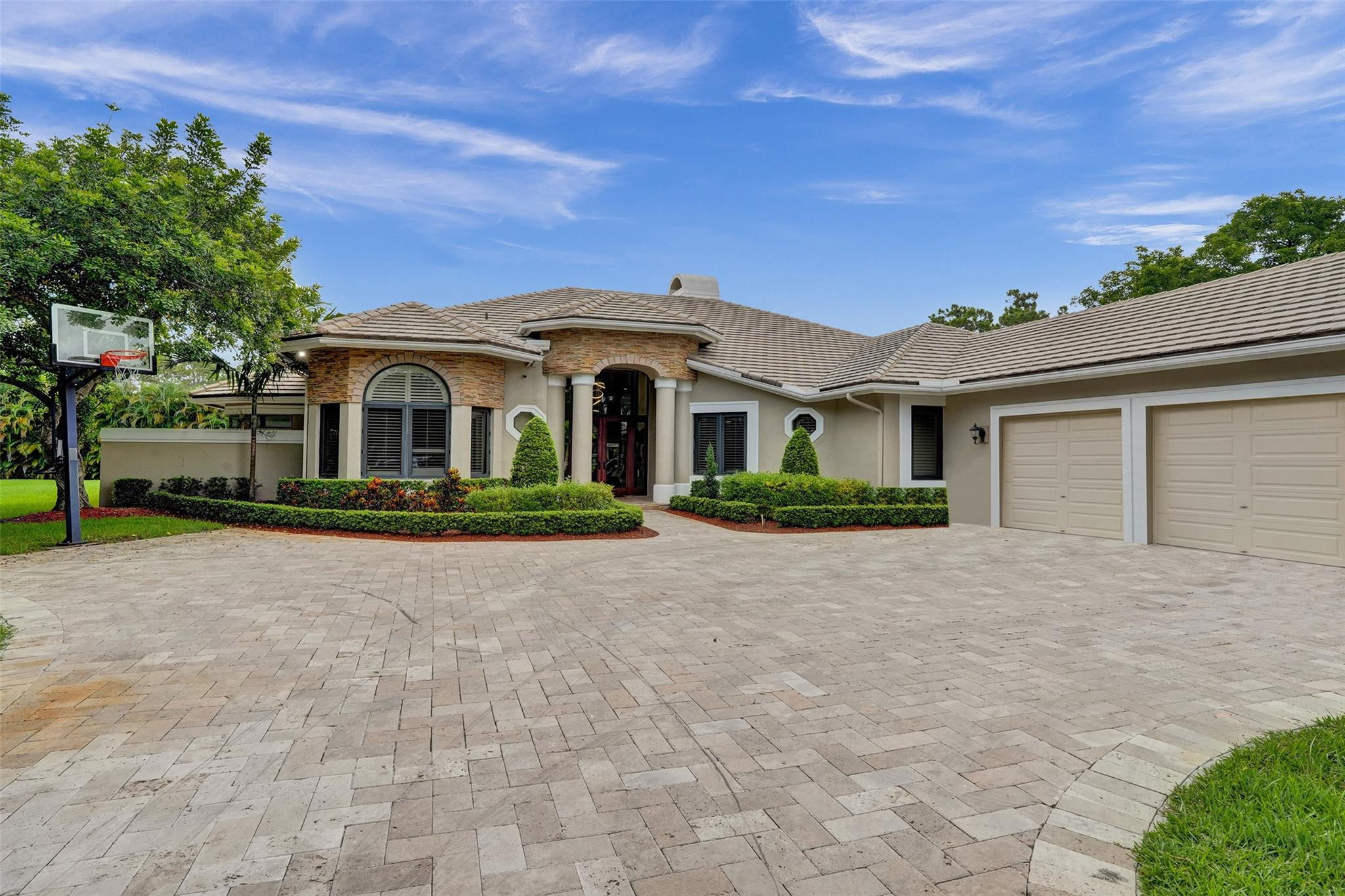 7520 NW 50th Court