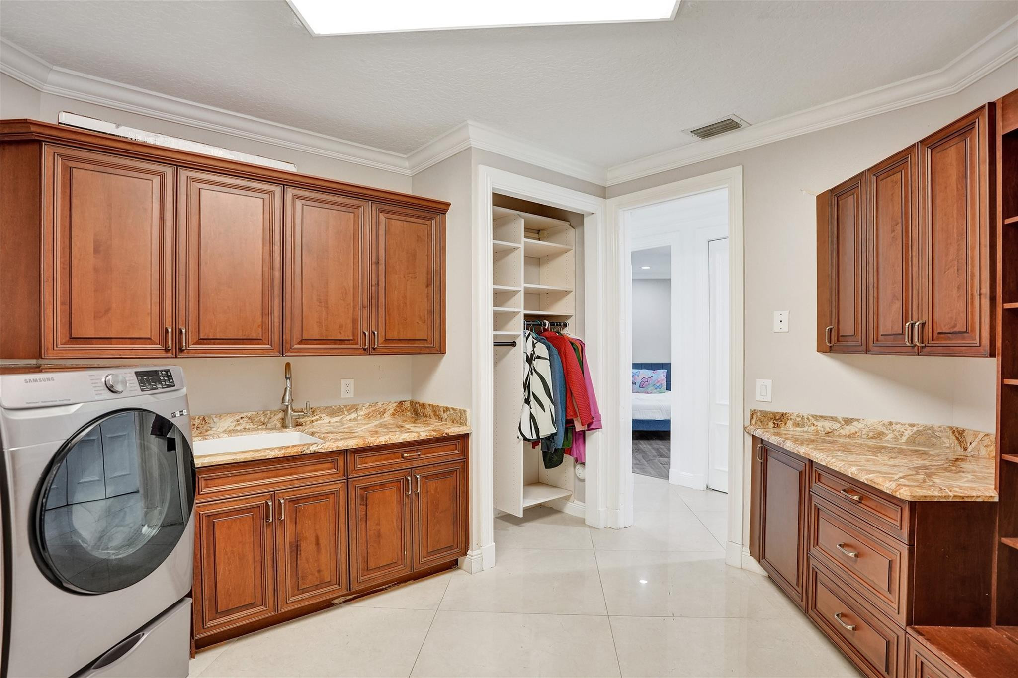 7520 NW 50th Court