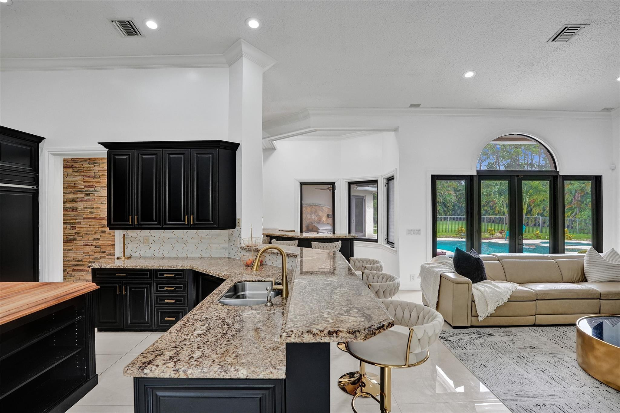 7520 NW 50th Court