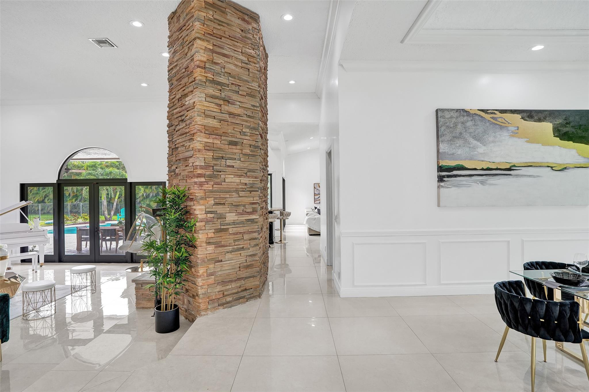 7520 NW 50th Court