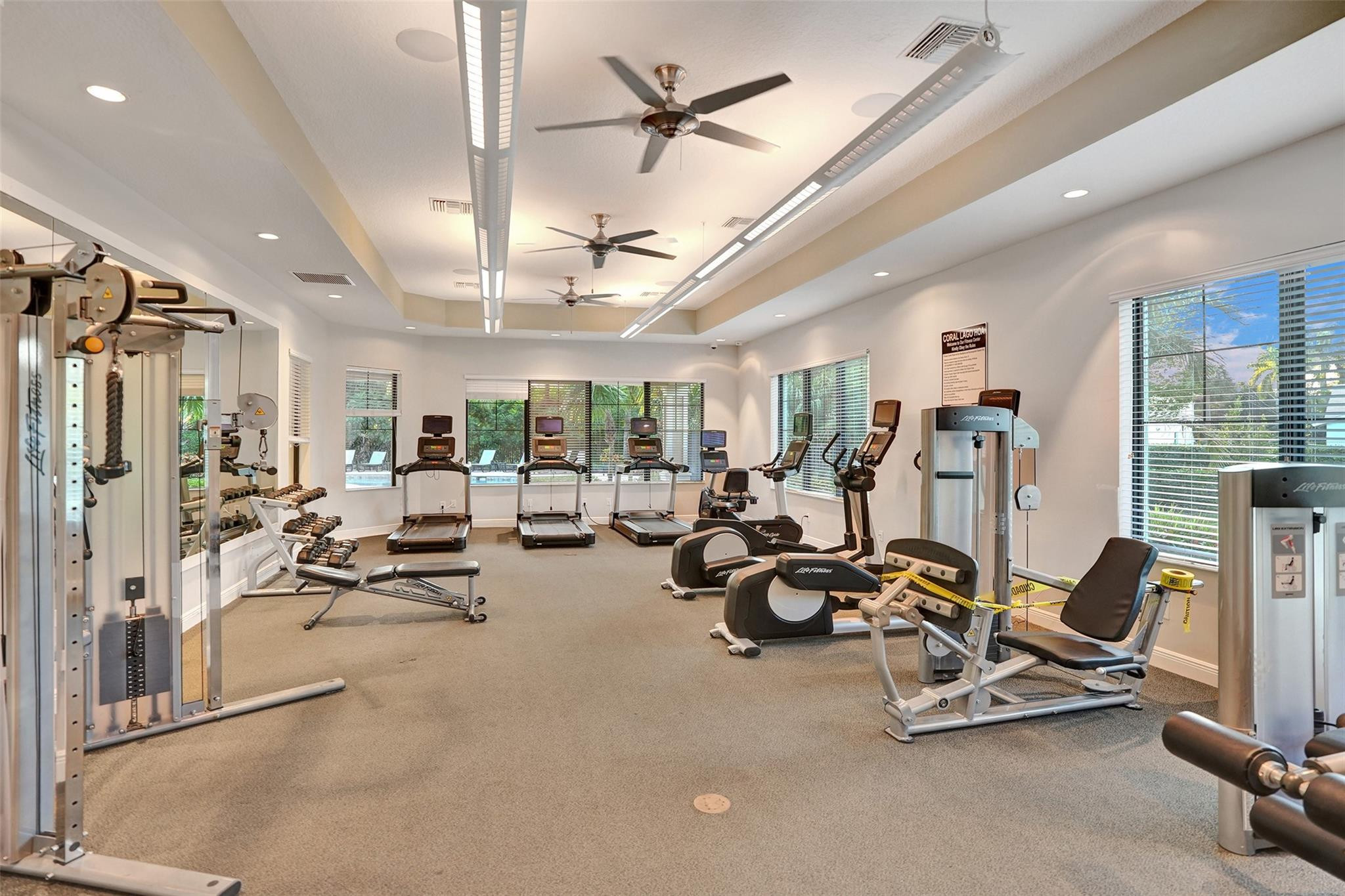 8480 NW 39th Court