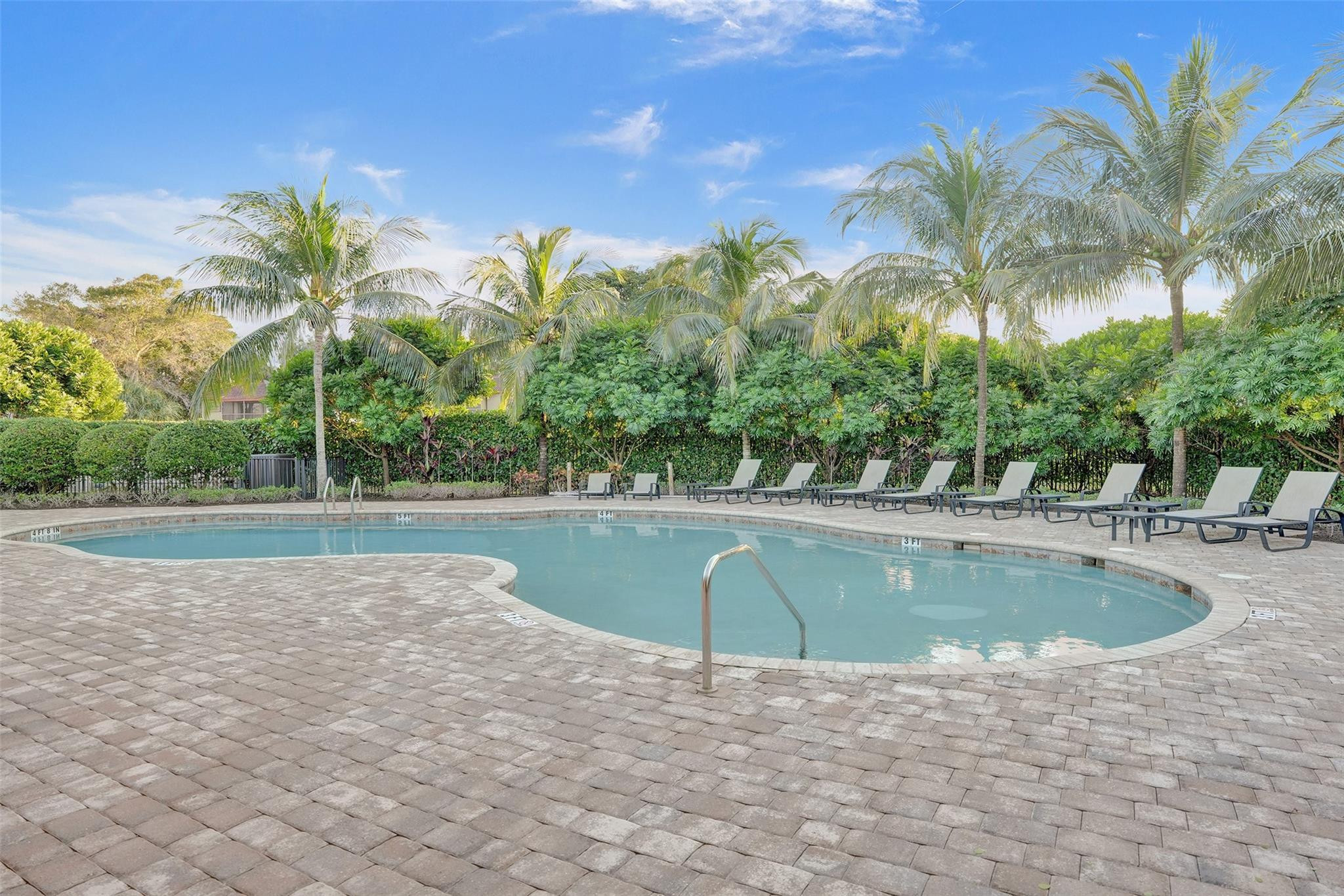 8480 NW 39th Court