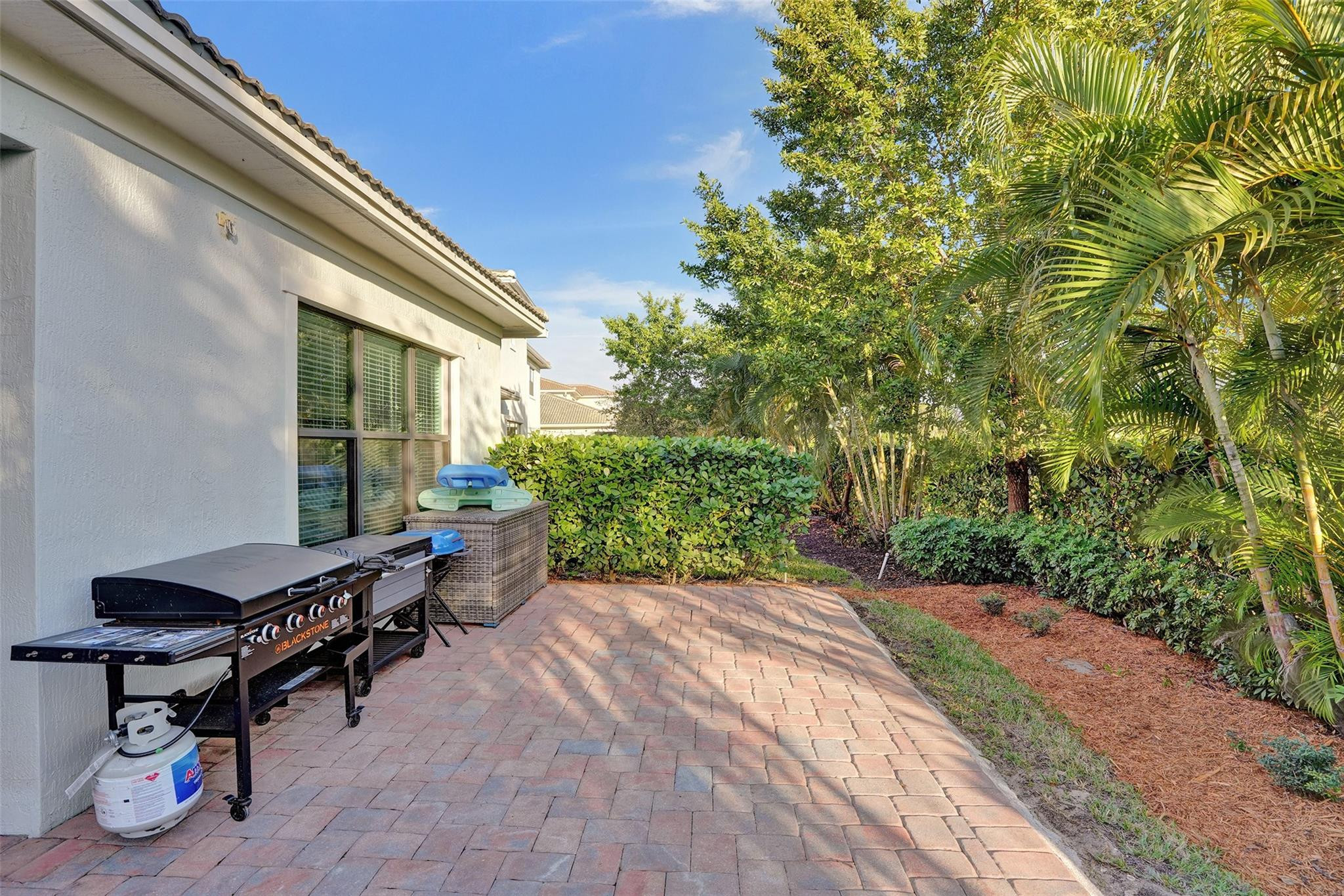 8480 NW 39th Court