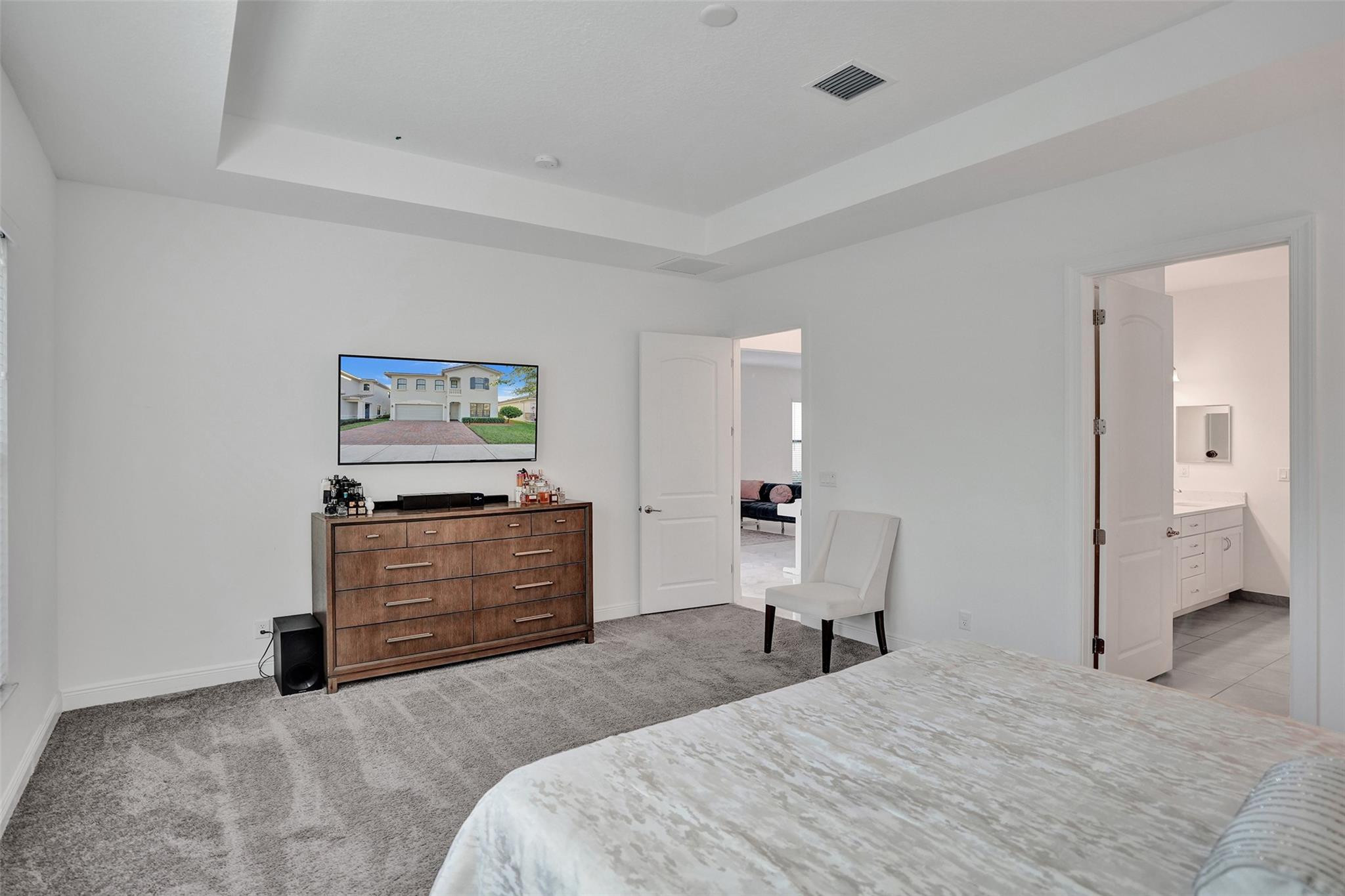 8480 NW 39th Court