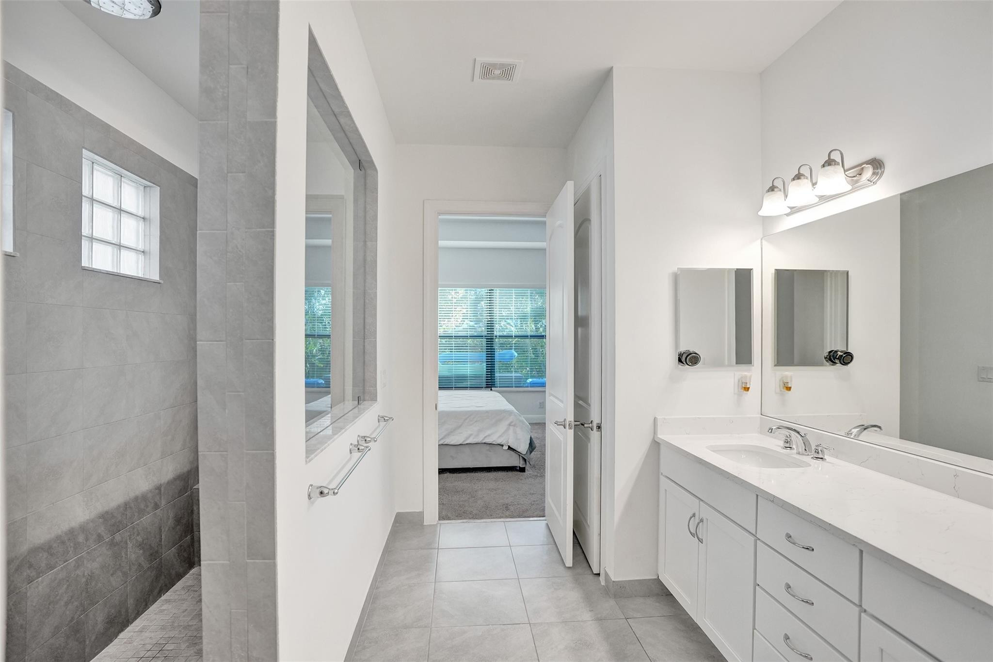 8480 NW 39th Court