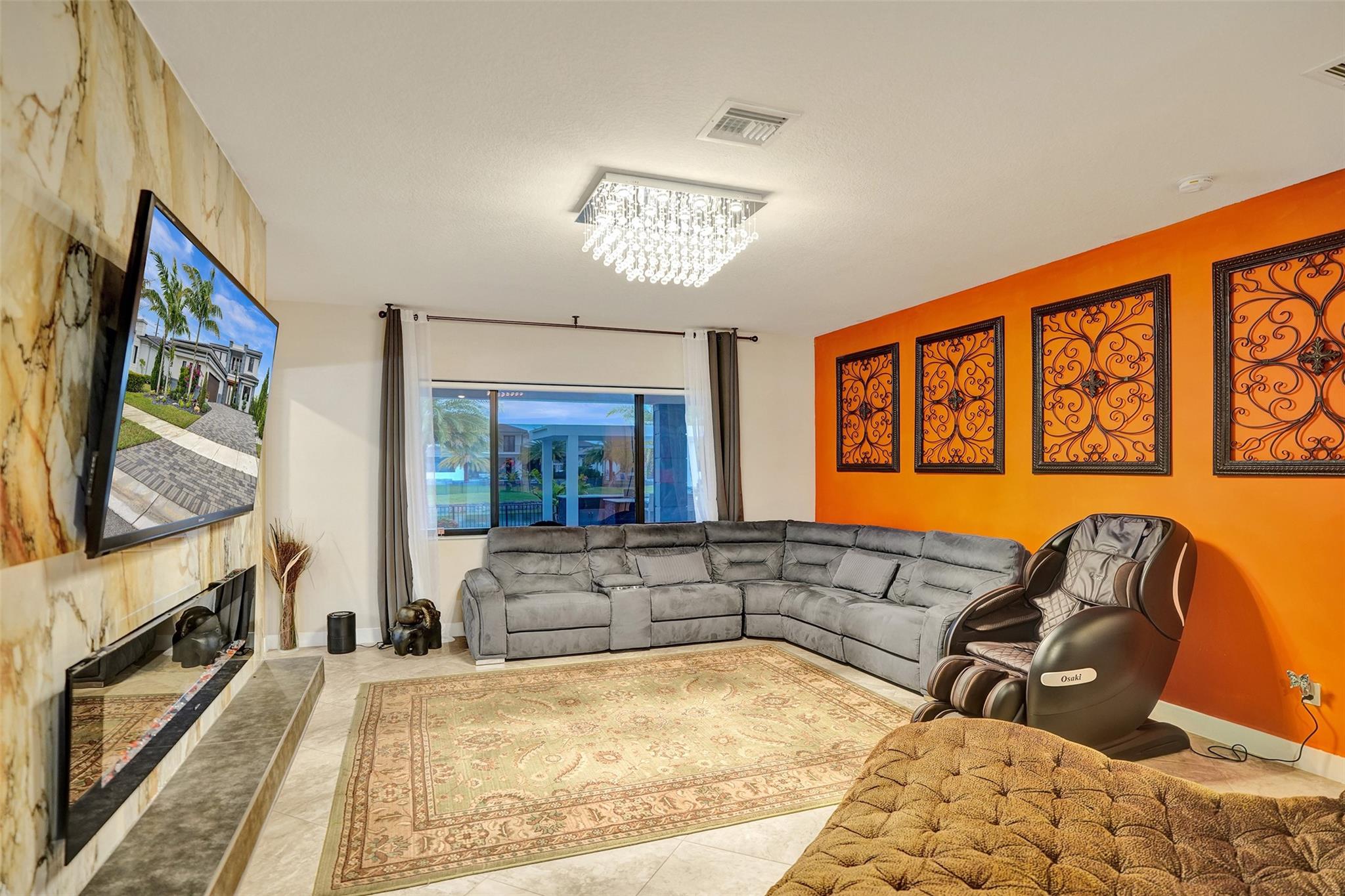 10915 Moore Drive