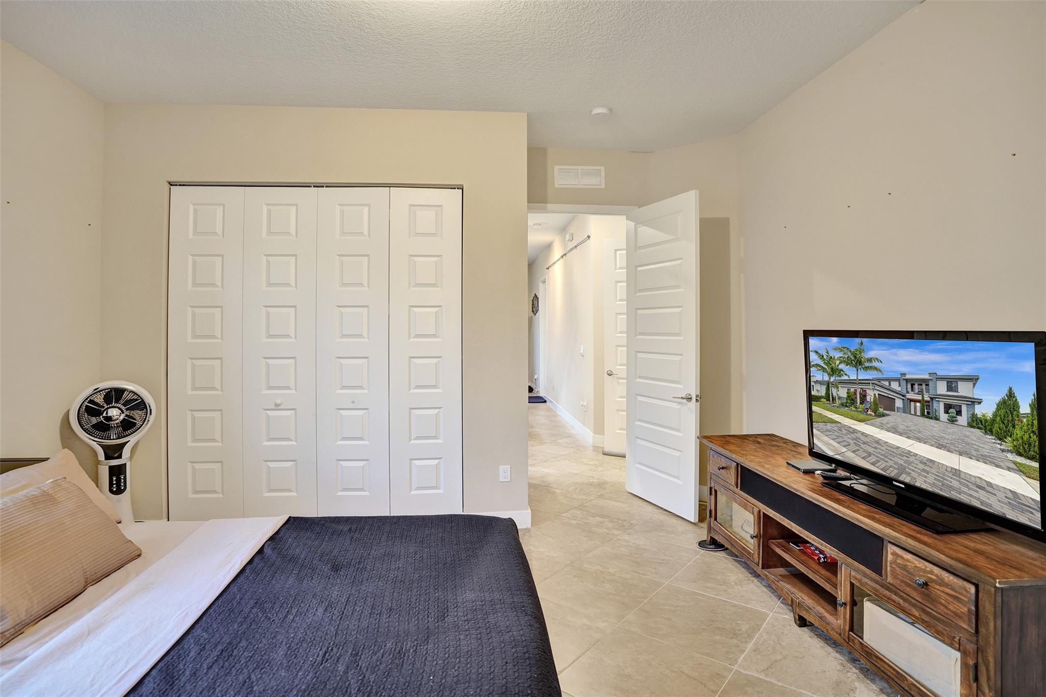 10915 Moore Drive