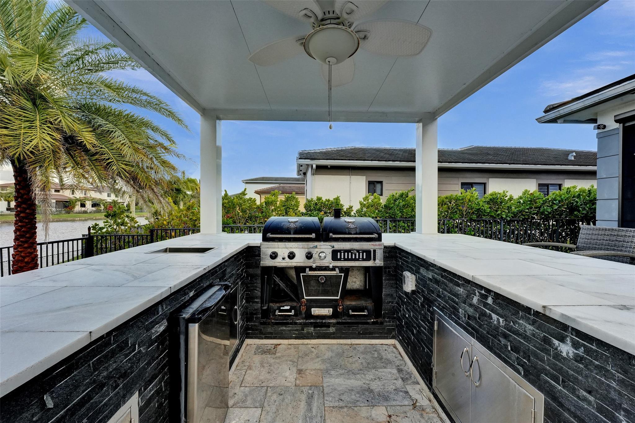 10915 Moore Drive