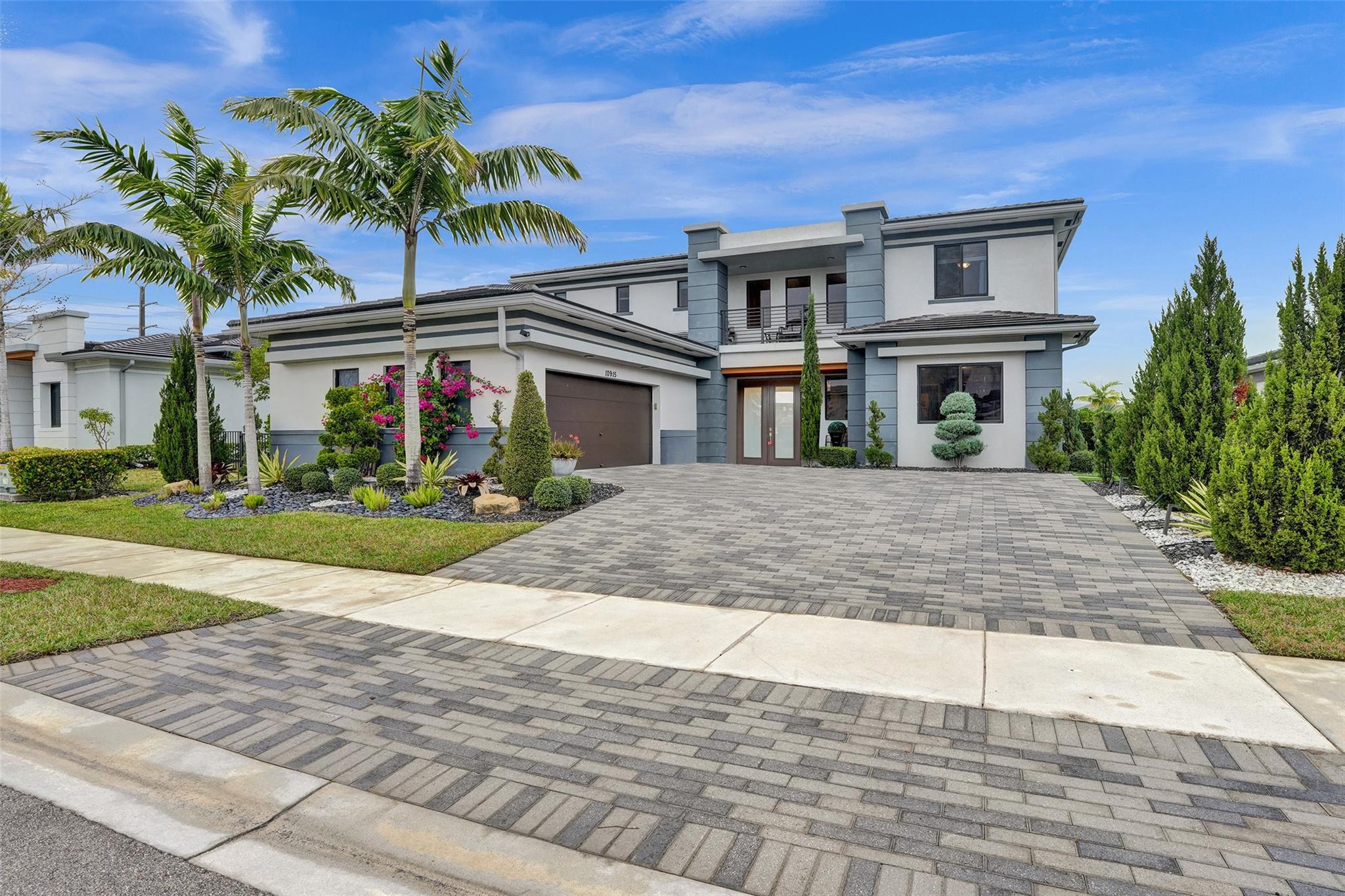 10915 Moore Drive