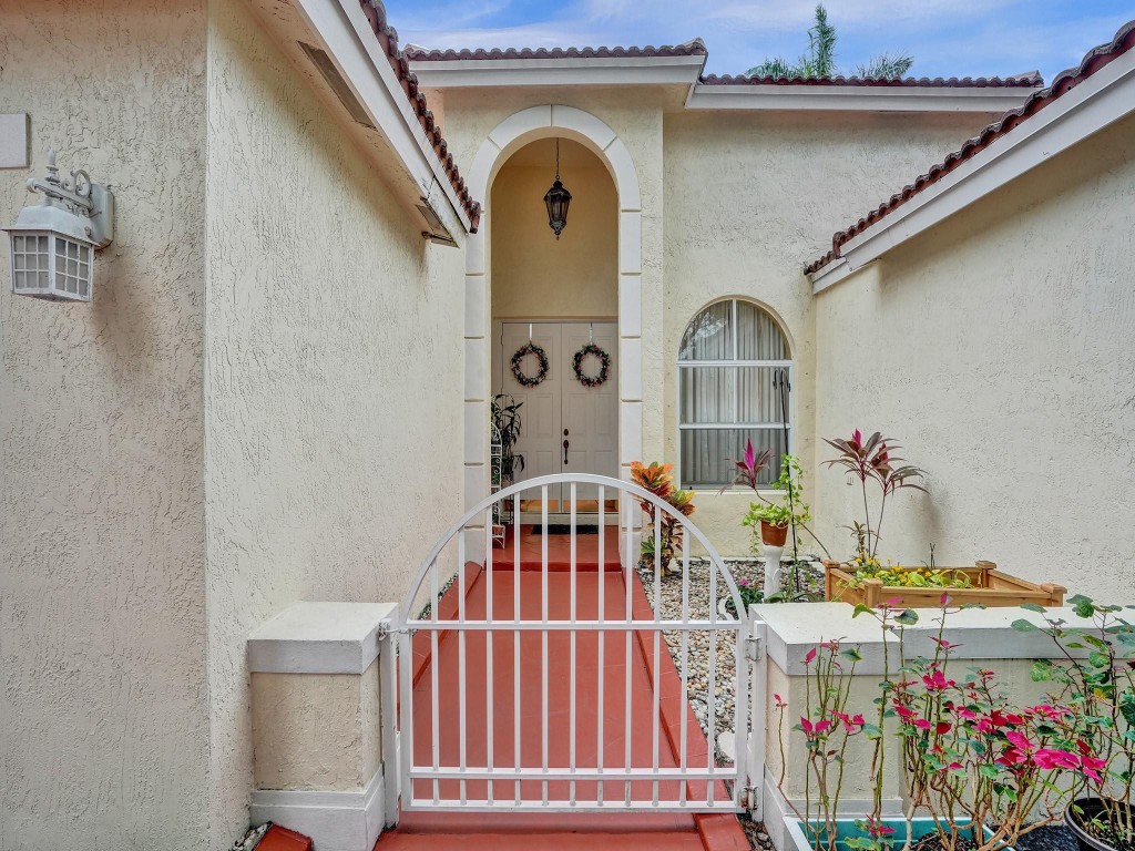 4421 NW 42nd Terrace