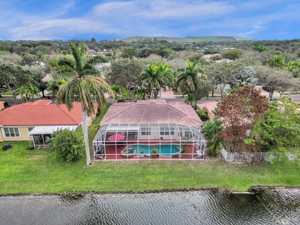 4421 NW 42nd Terrace