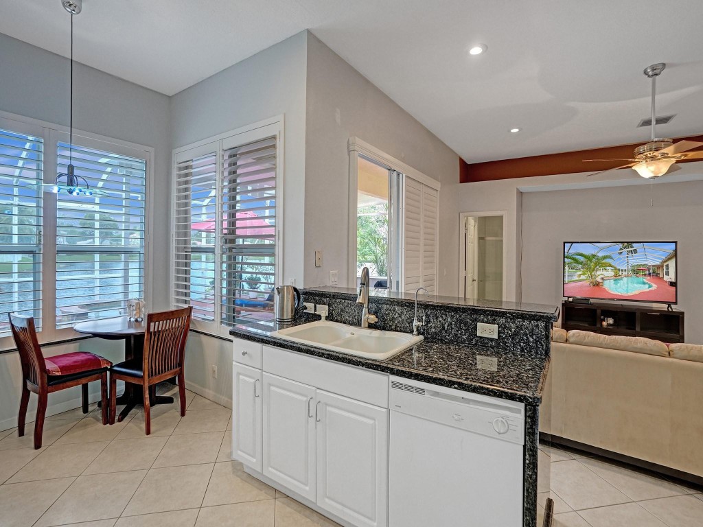 4421 NW 42nd Terrace