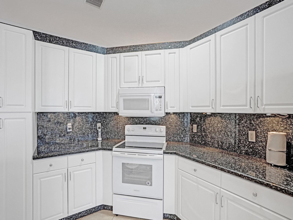 4421 NW 42nd Terrace