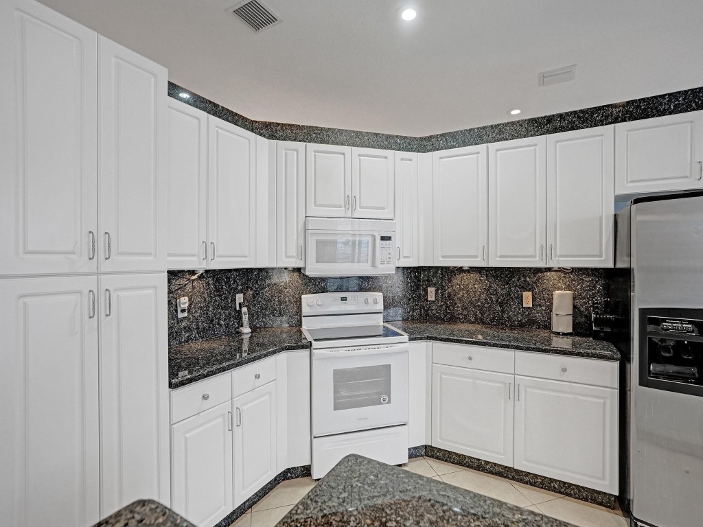 4421 NW 42nd Terrace