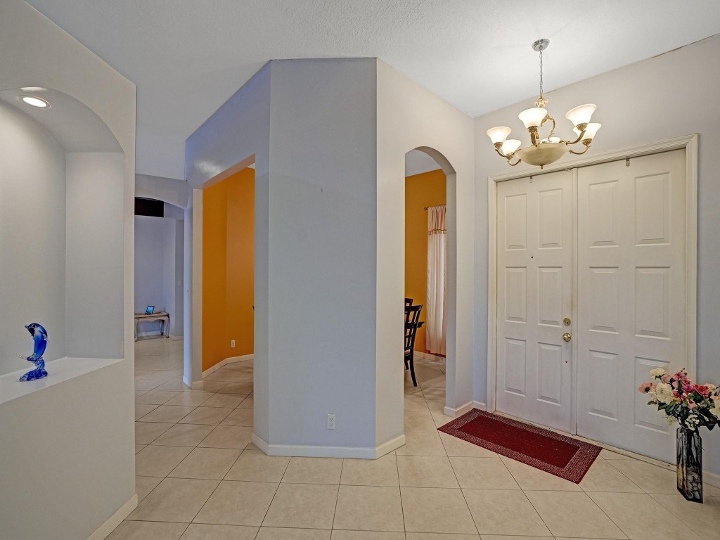 4421 NW 42nd Terrace