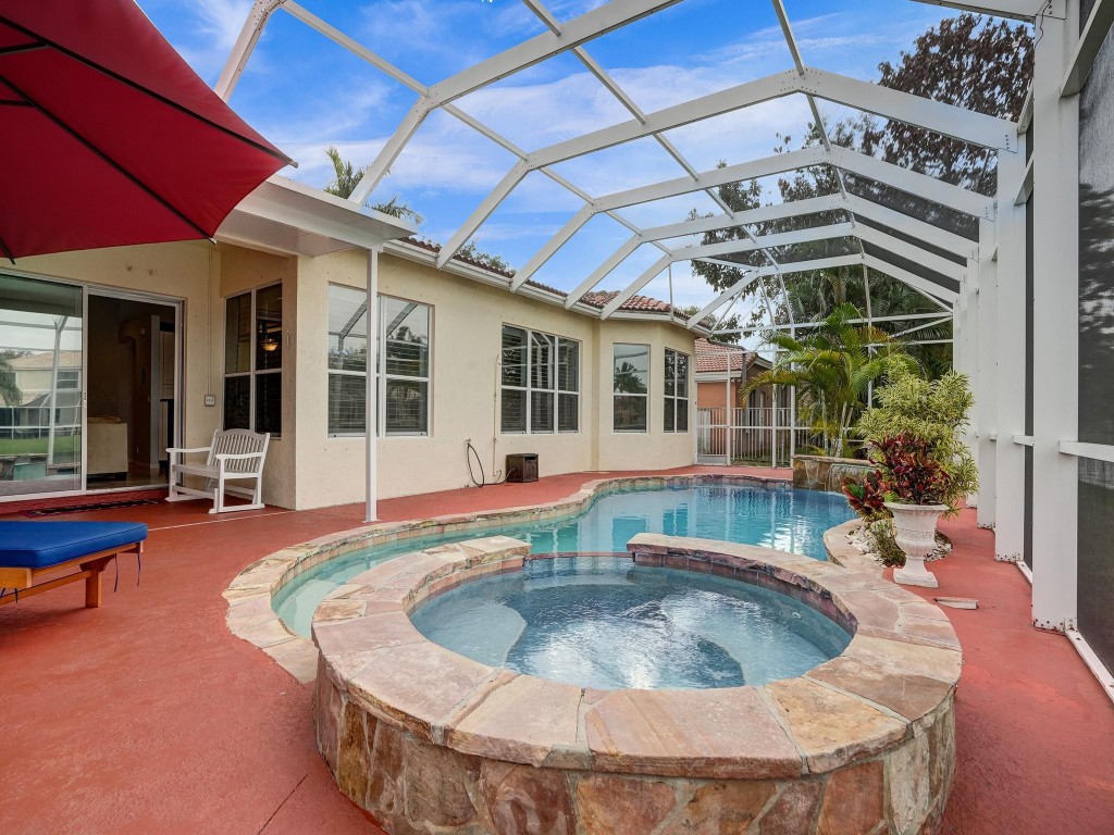 4421 NW 42nd Terrace