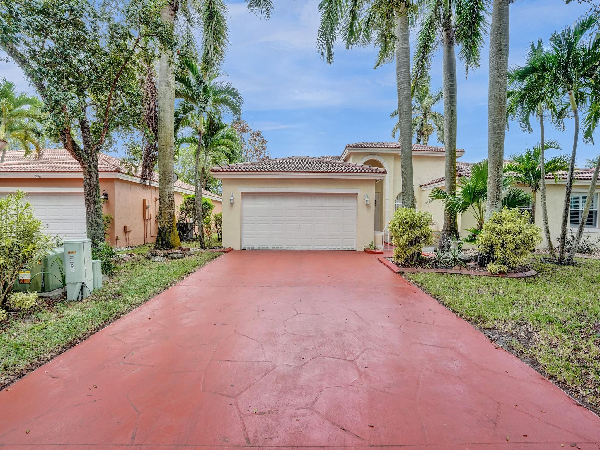 4421 NW 42nd Terrace