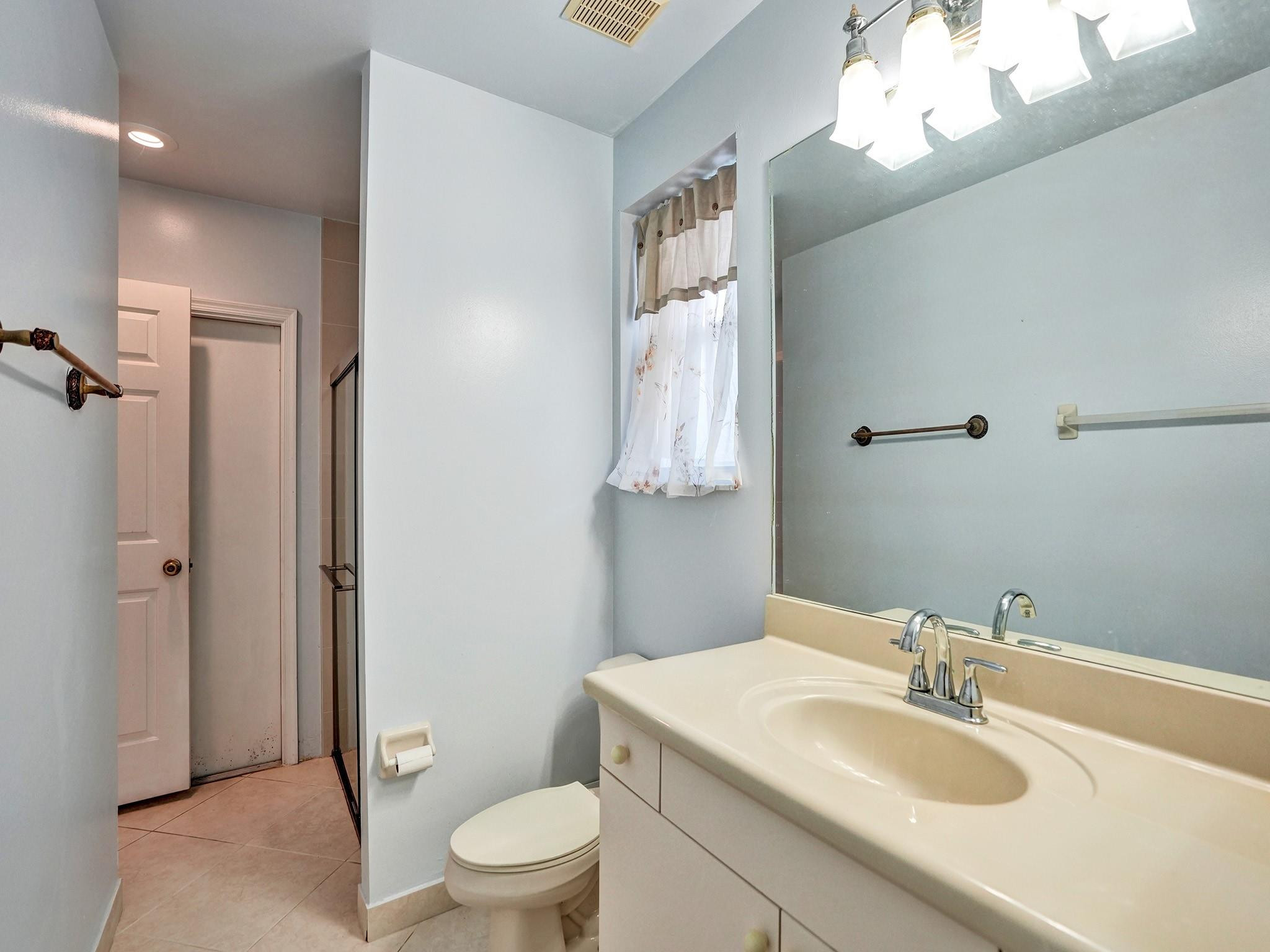 4421 NW 42nd Terrace