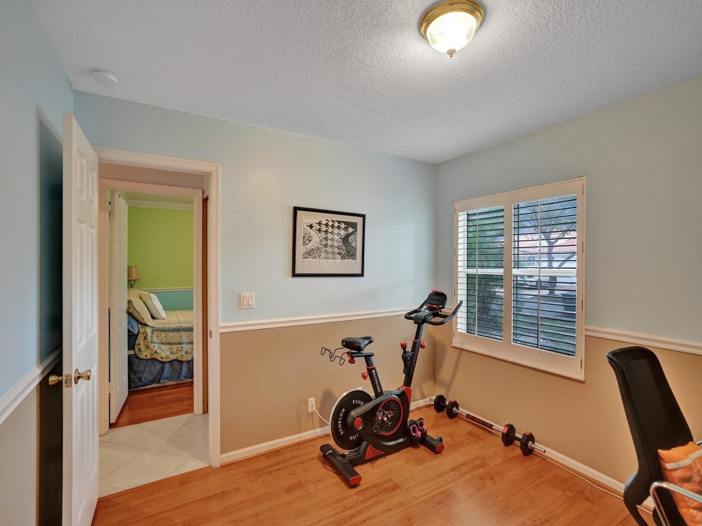 4421 NW 42nd Terrace