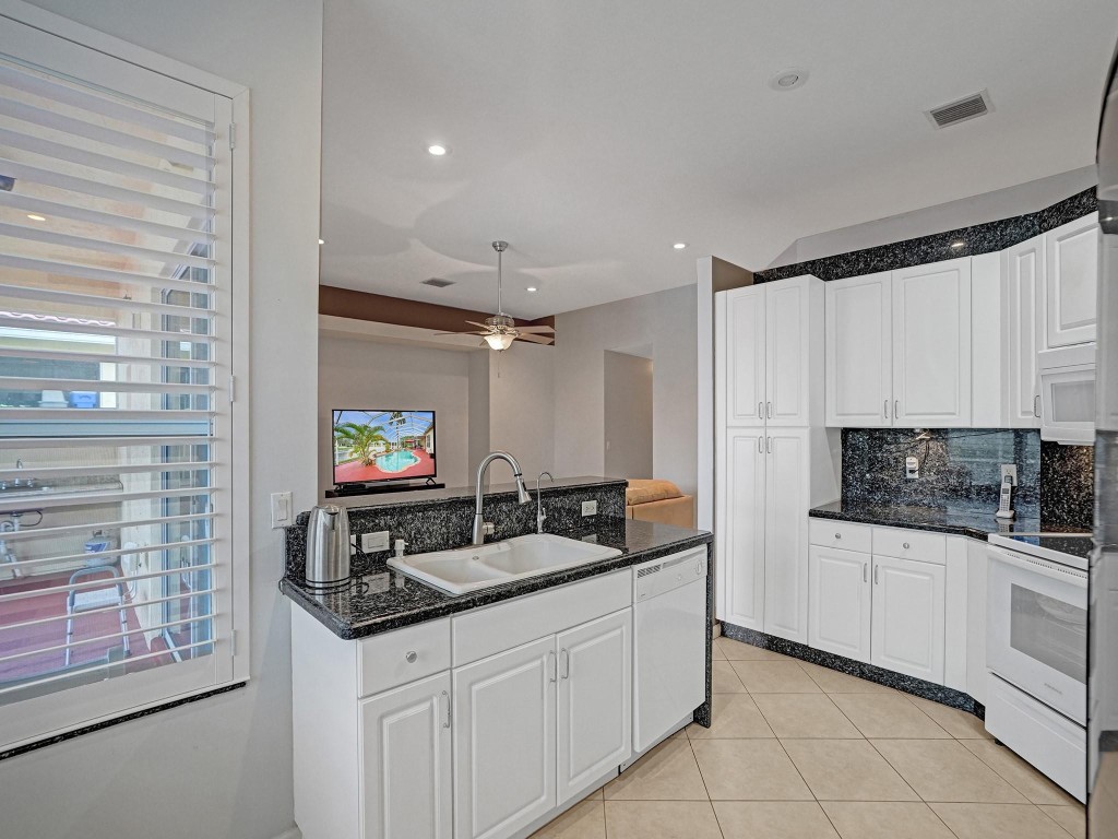 4421 NW 42nd Terrace