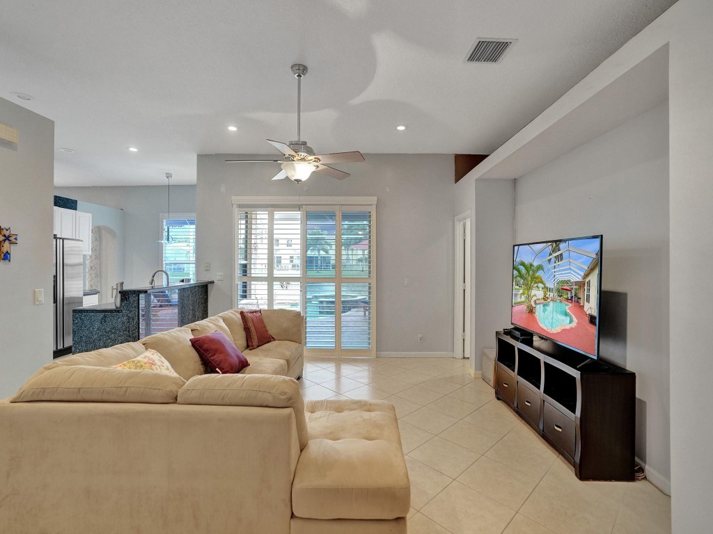 4421 NW 42nd Terrace