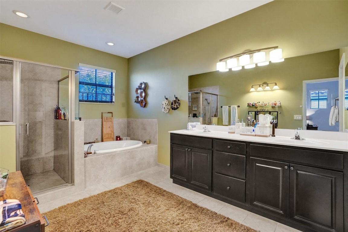 9579 TOWN PARC CIRCLE N 9579