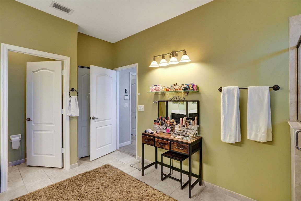 9579 TOWN PARC CIRCLE N 9579