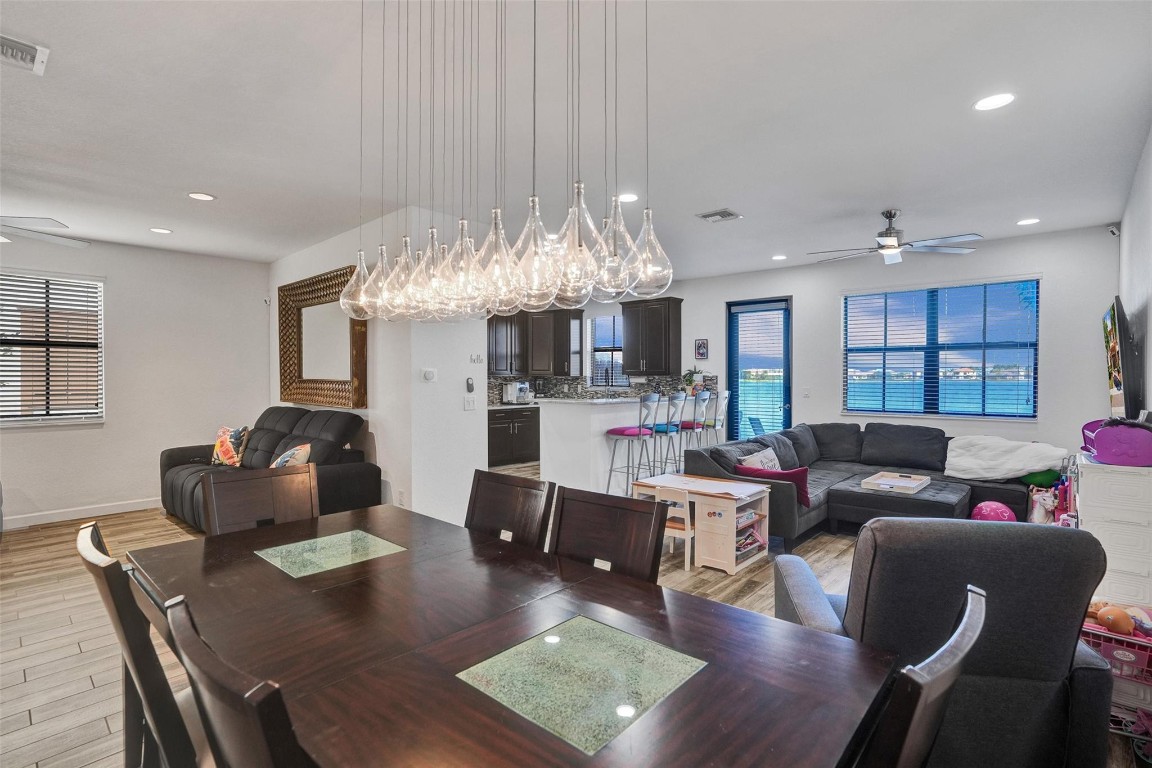 9579 TOWN PARC CIRCLE N 9579