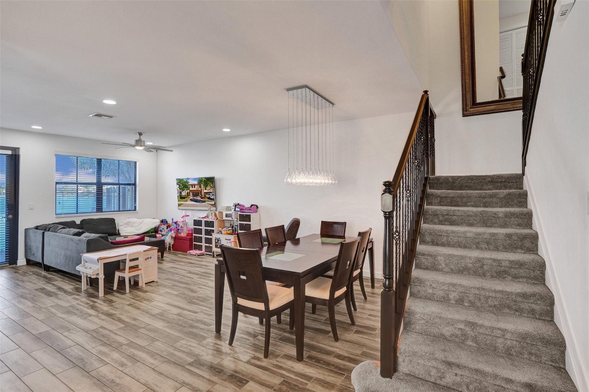 9579 TOWN PARC CIRCLE N 9579