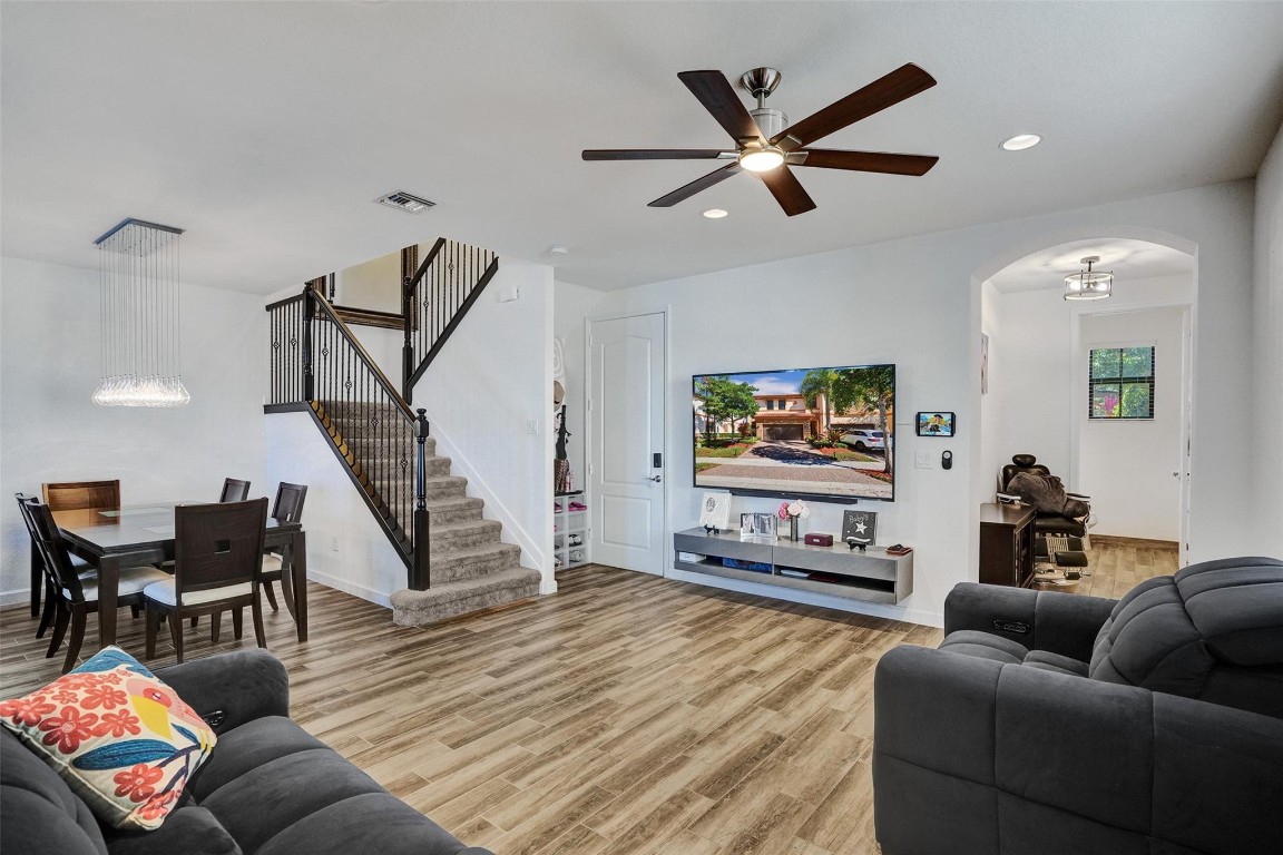 9579 TOWN PARC CIRCLE N 9579