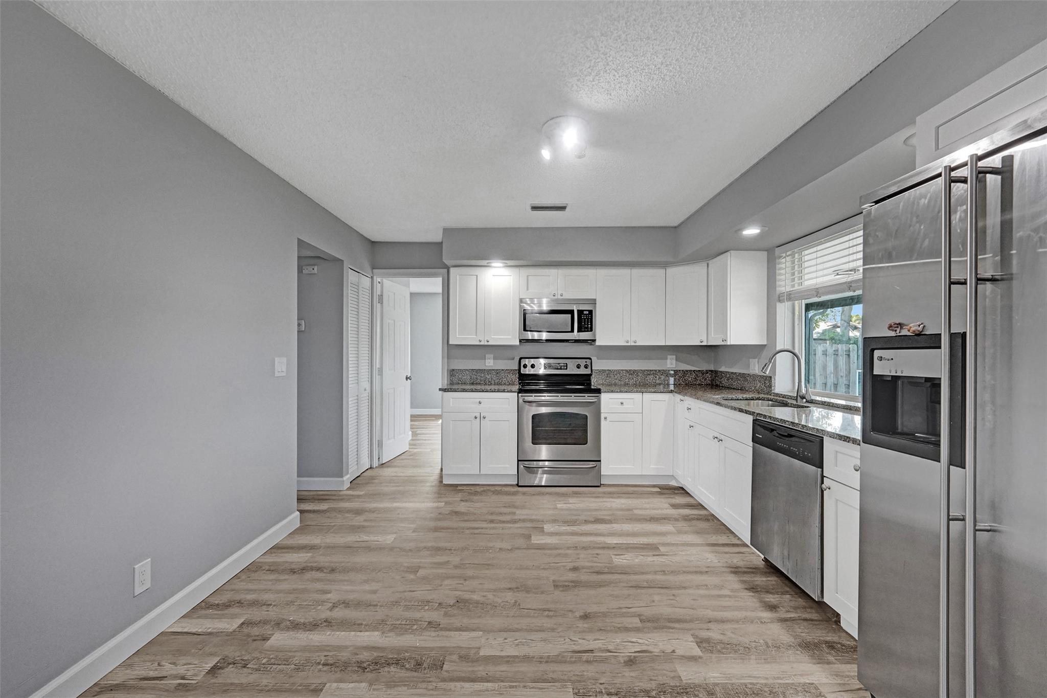 9873 Ridgecreek Road