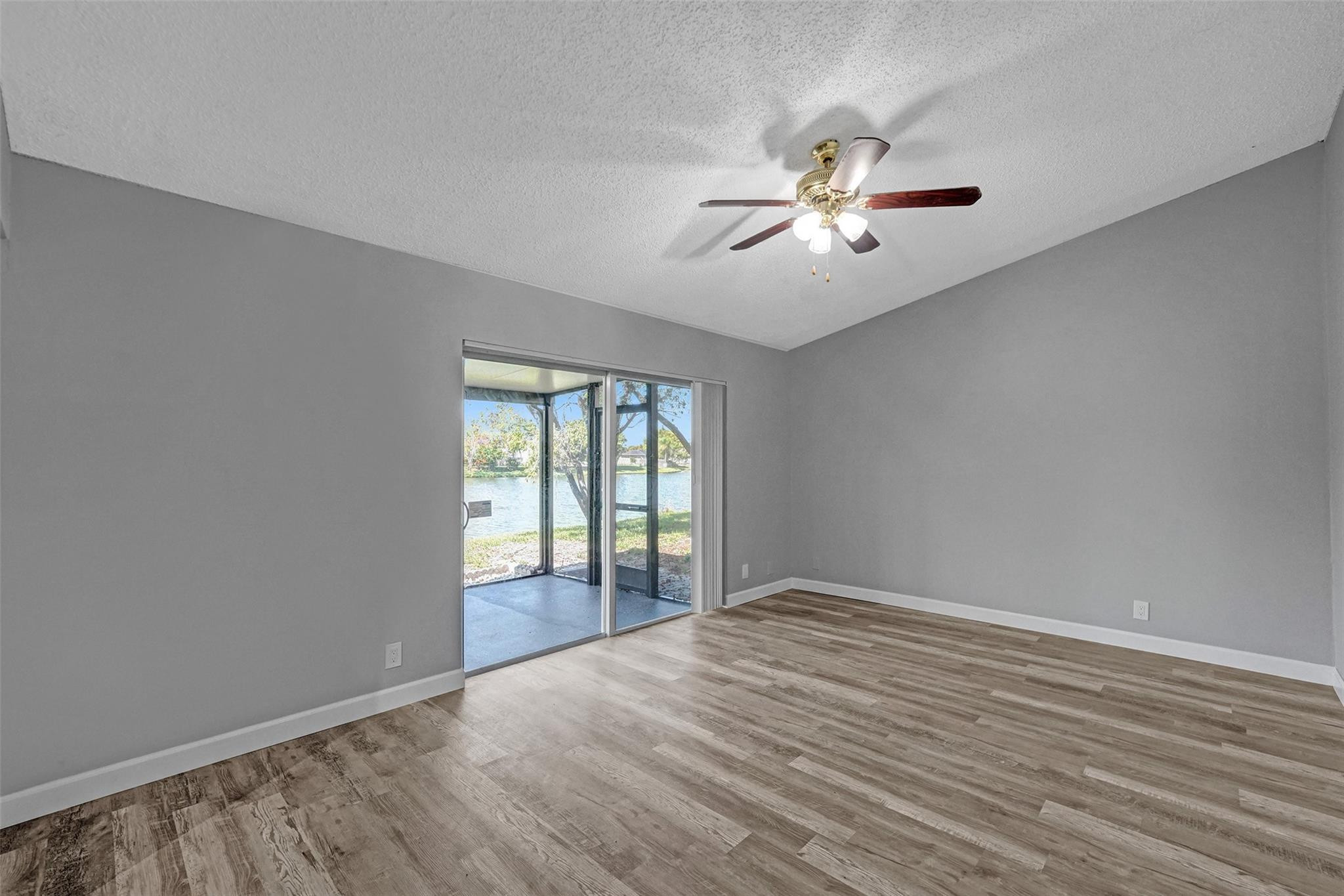 9873 Ridgecreek Road