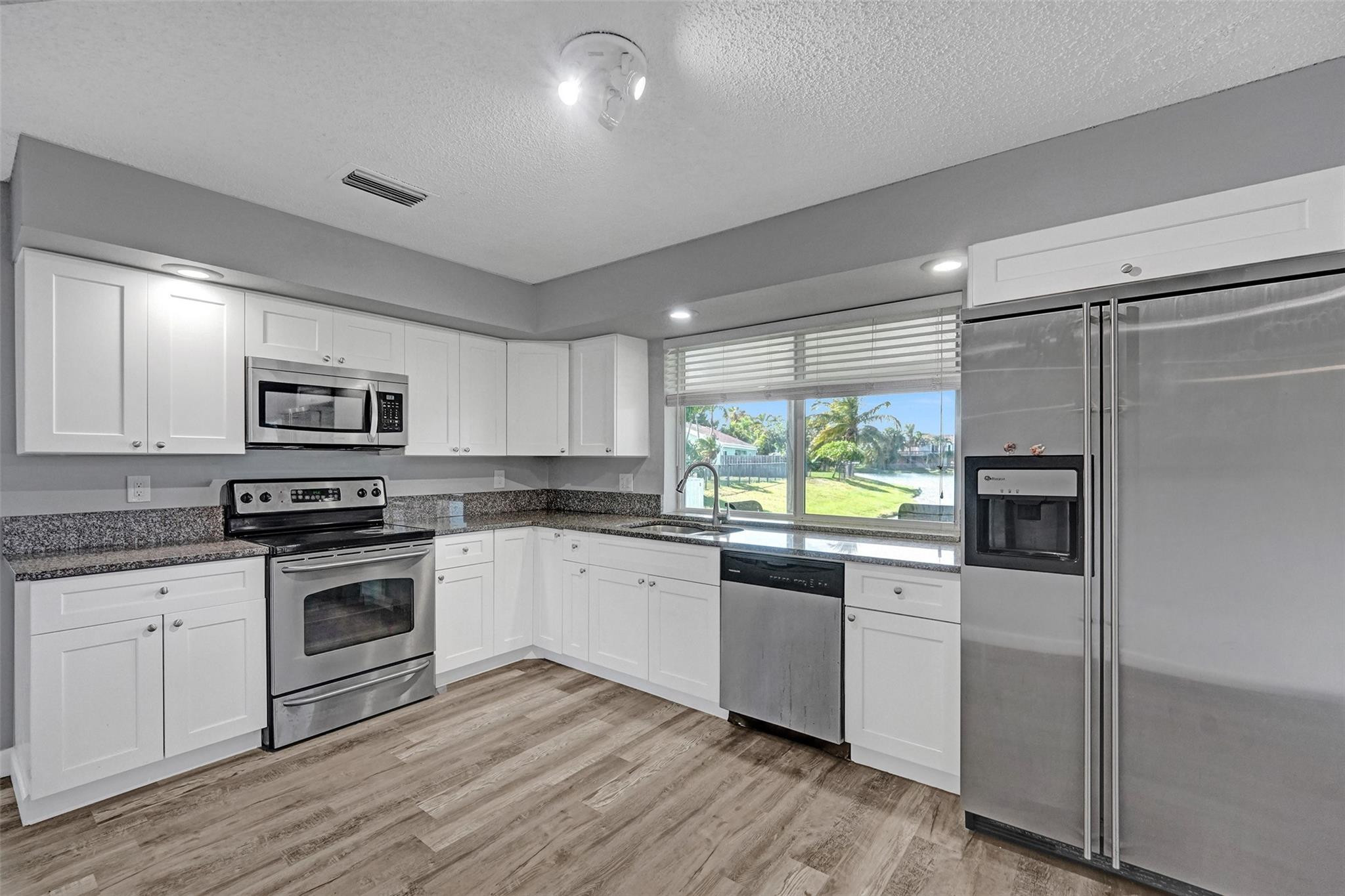 9873 Ridgecreek Road