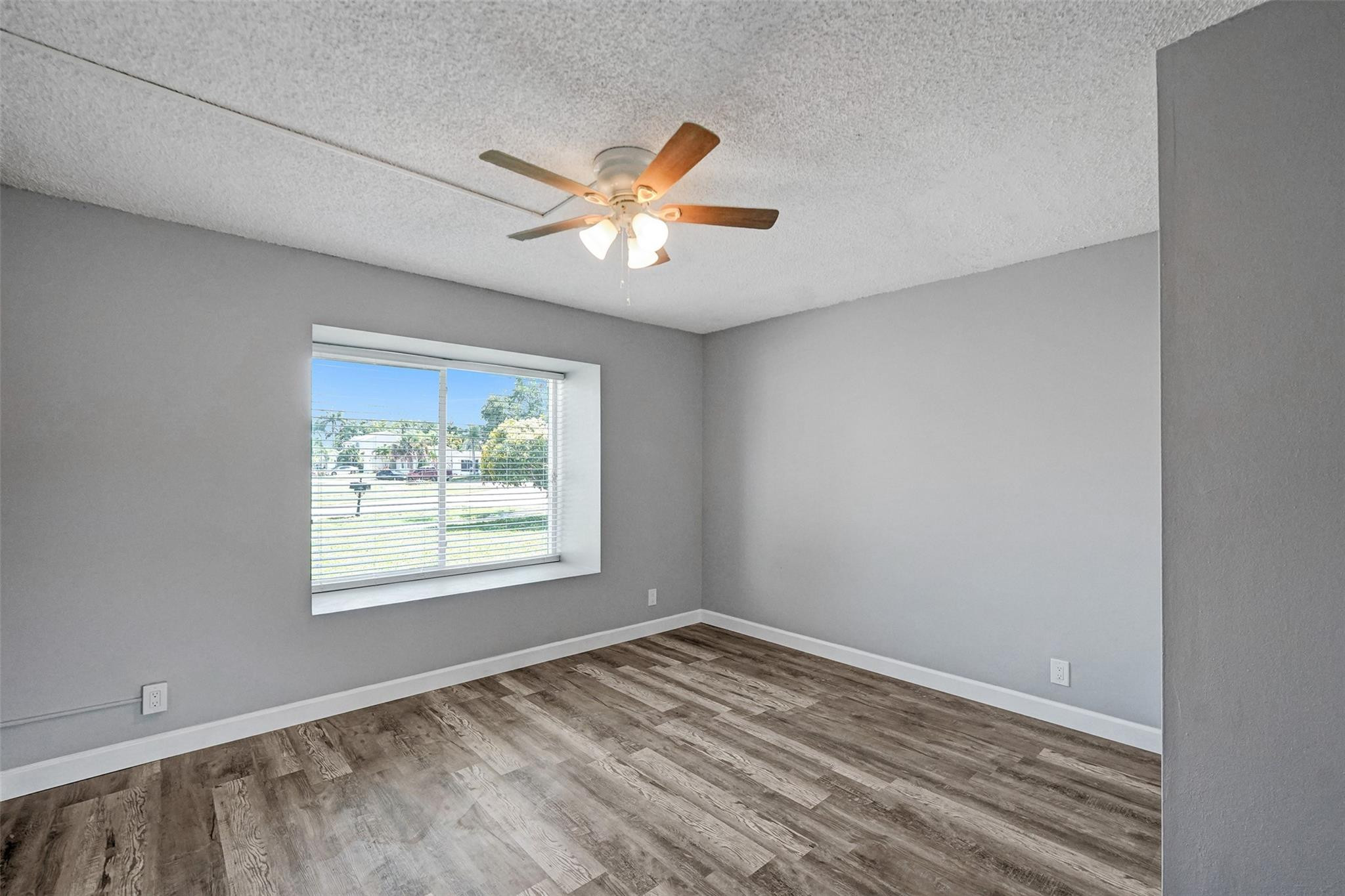 9873 Ridgecreek Road