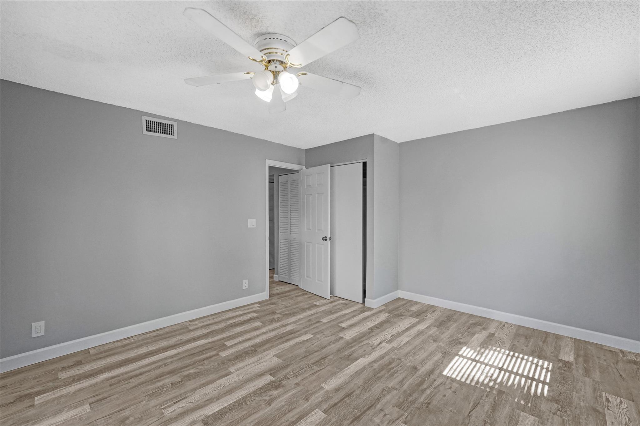 9873 Ridgecreek Road