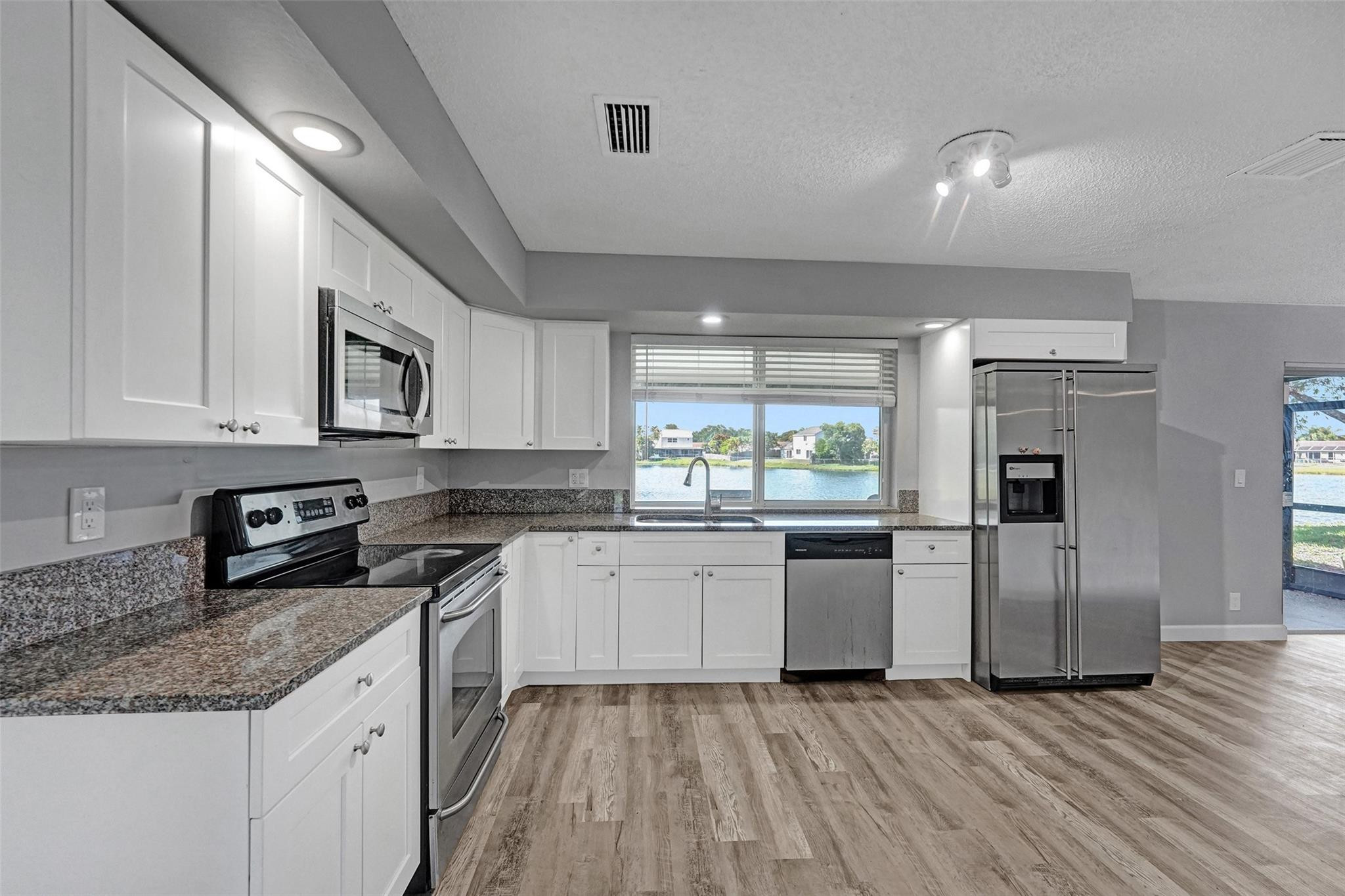 9873 Ridgecreek Road