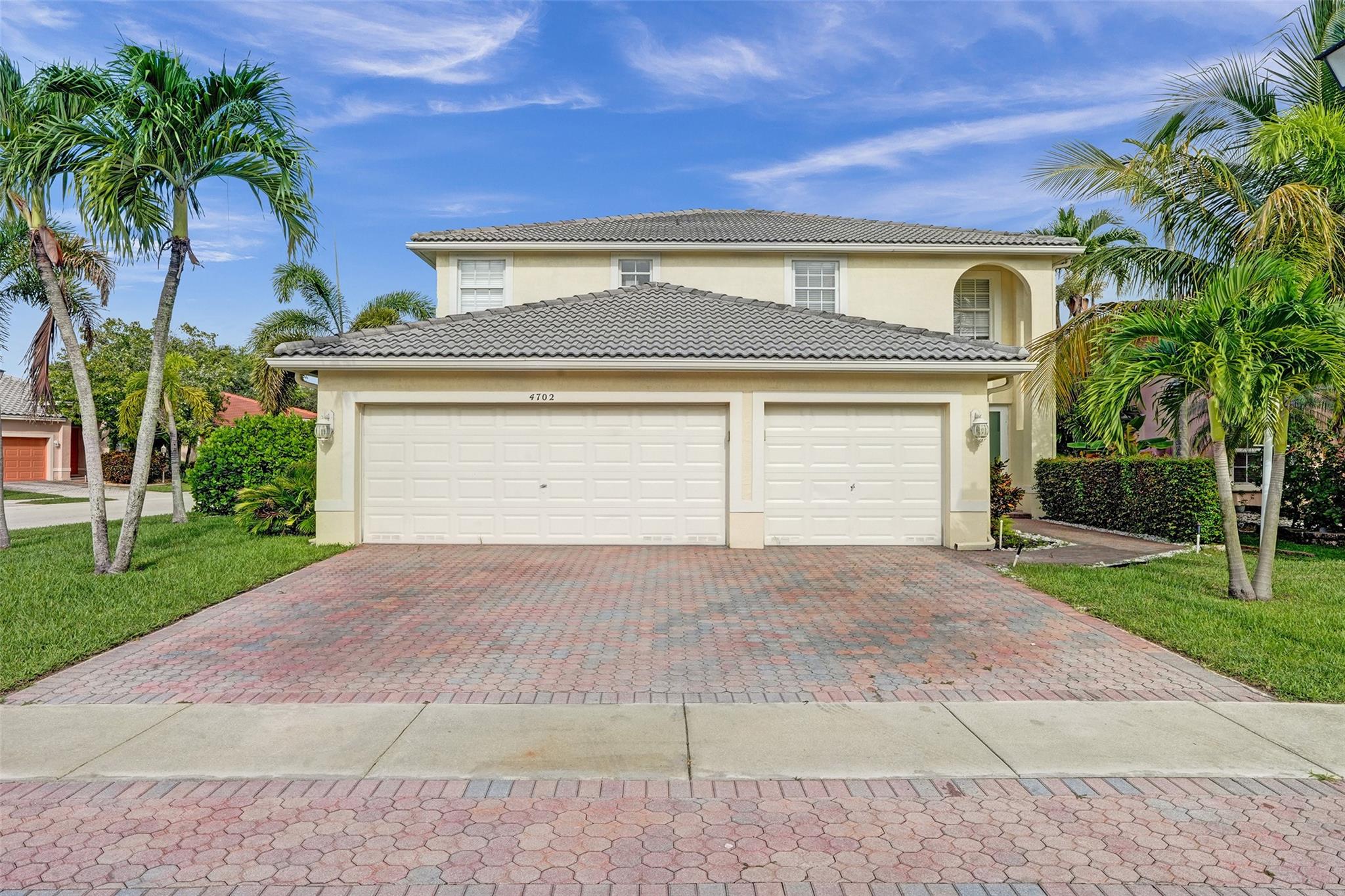4702 NW 120th Way