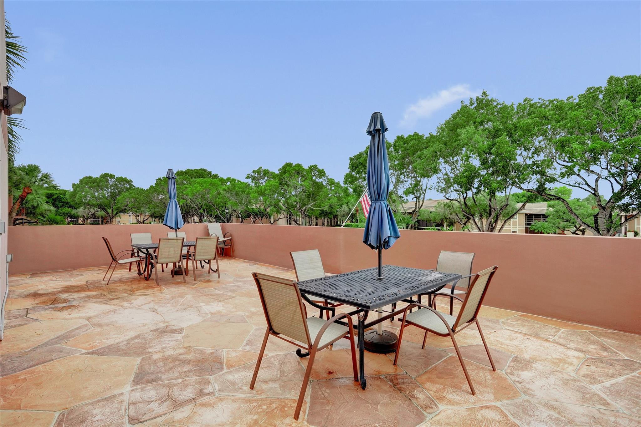 7432 Ashmont Circle 208