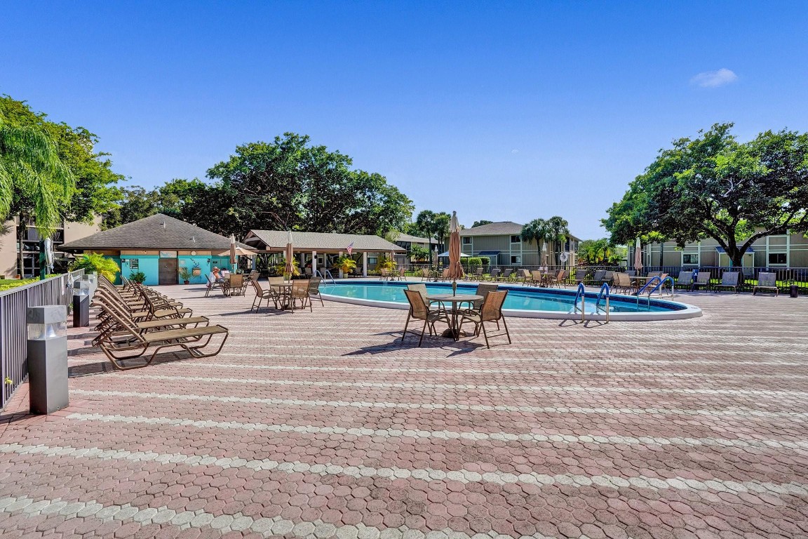 7432 Ashmont Circle 208