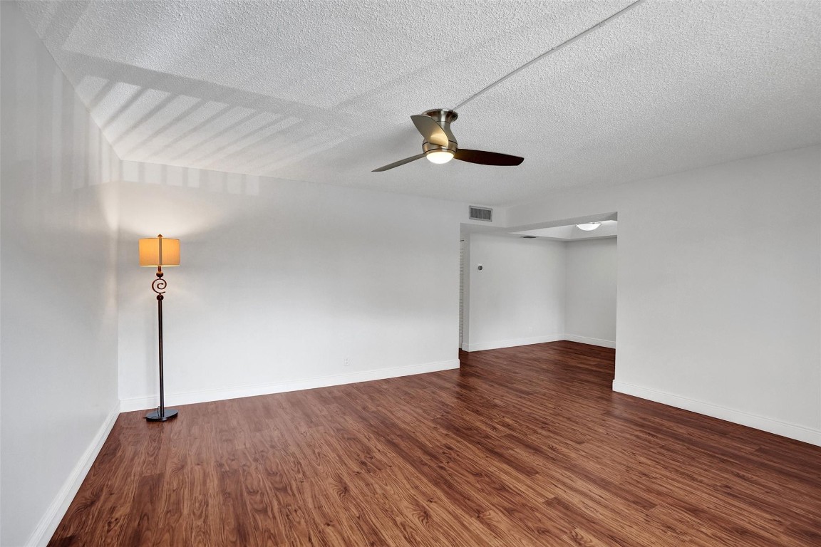 7432 Ashmont Circle 208