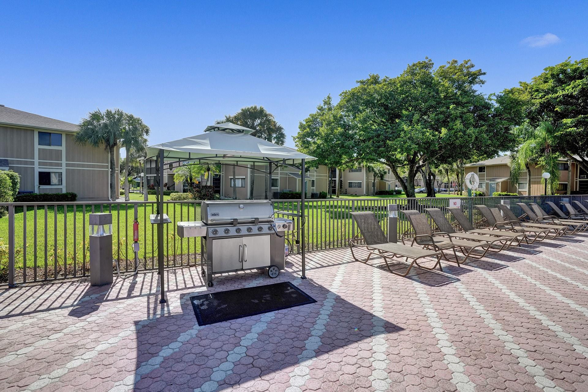 7432 Ashmont Circle 208