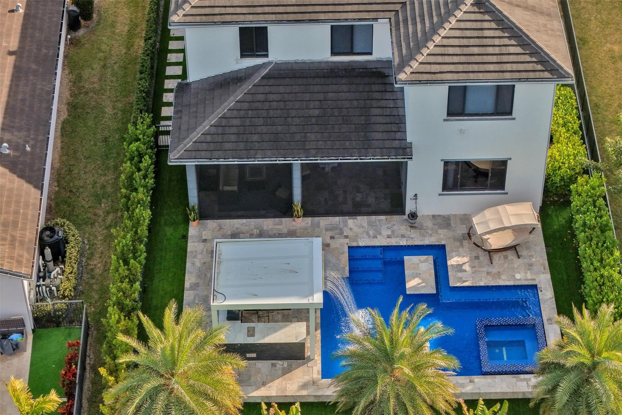 10915 Moore Drive